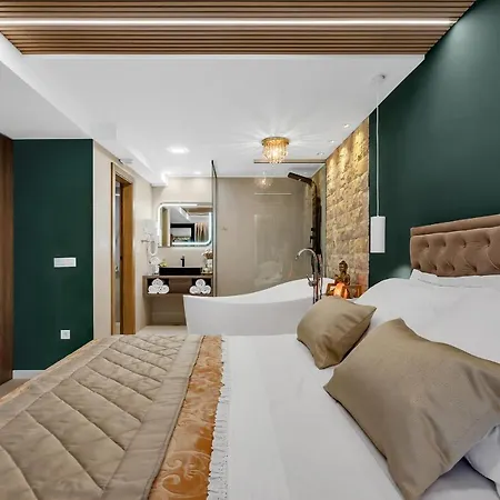 The Goldenhour Makarska