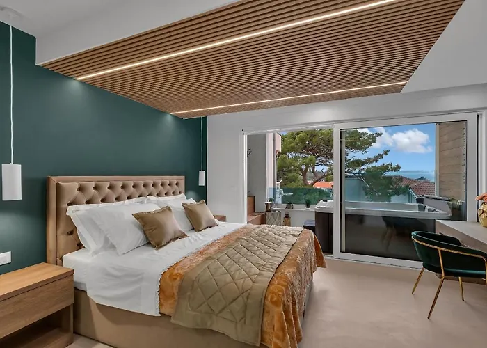 The Goldenhour Makarská